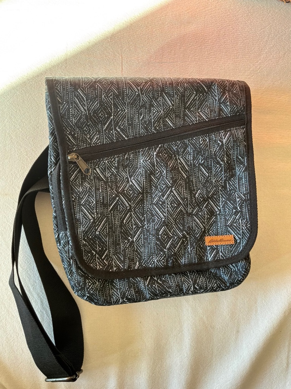 Eddie Bauer Connect Tech Bag/Purse/Travel Bag